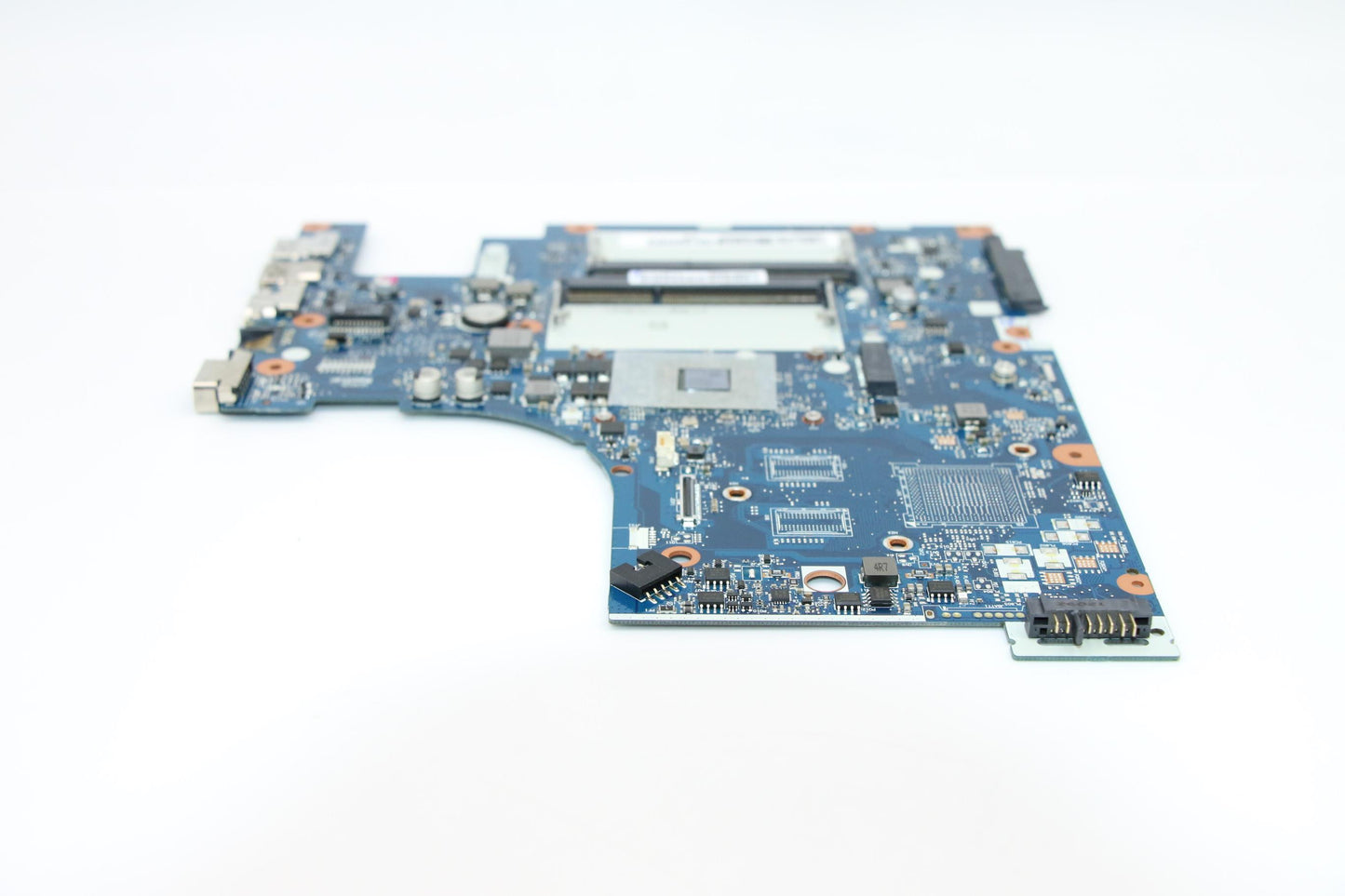 Lenovo Mb Beema E1 135G 15T Uma - 5B20F77211