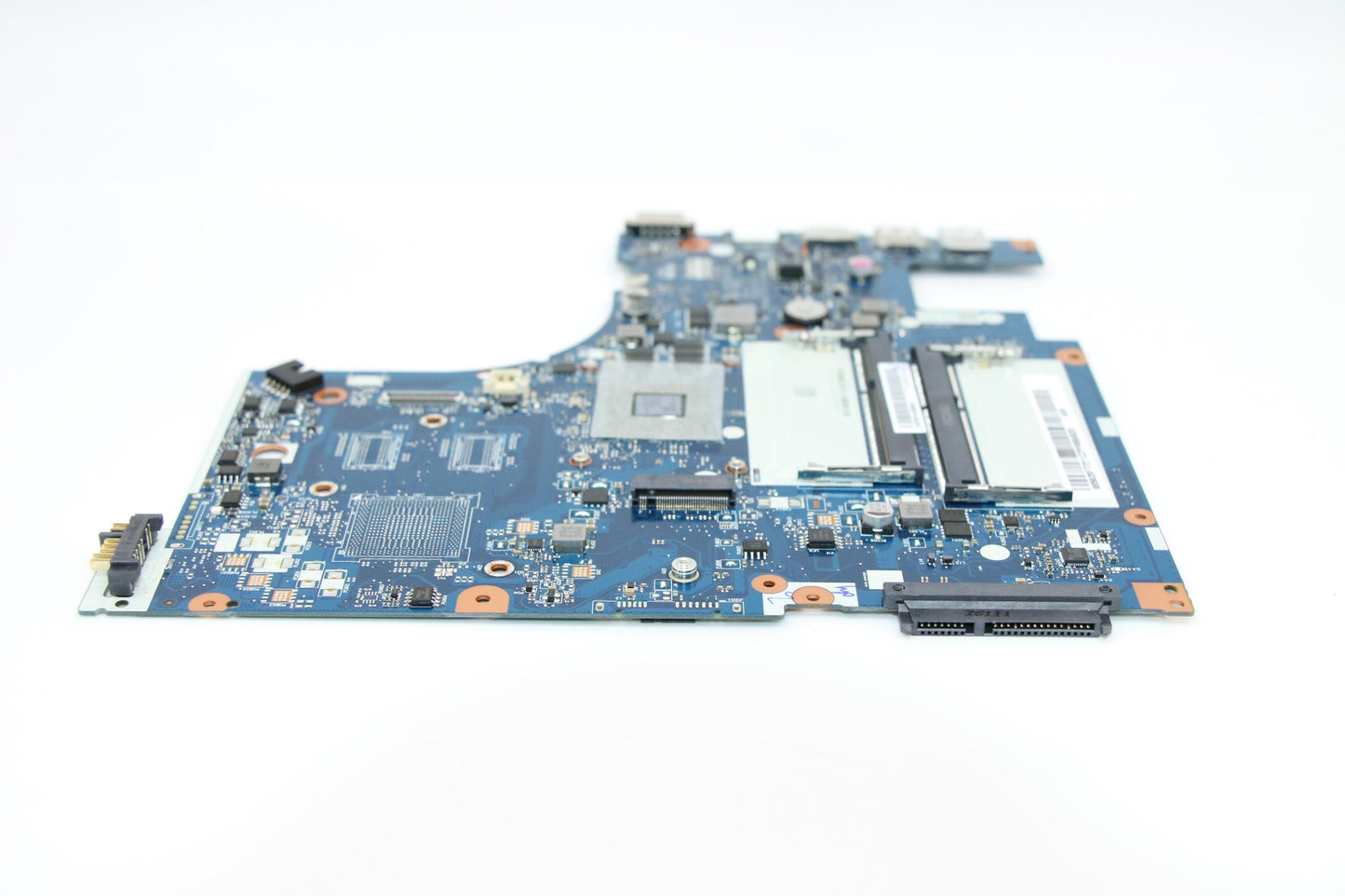 Lenovo Mb Beema E1 135G 15T Uma - 5B20F77211