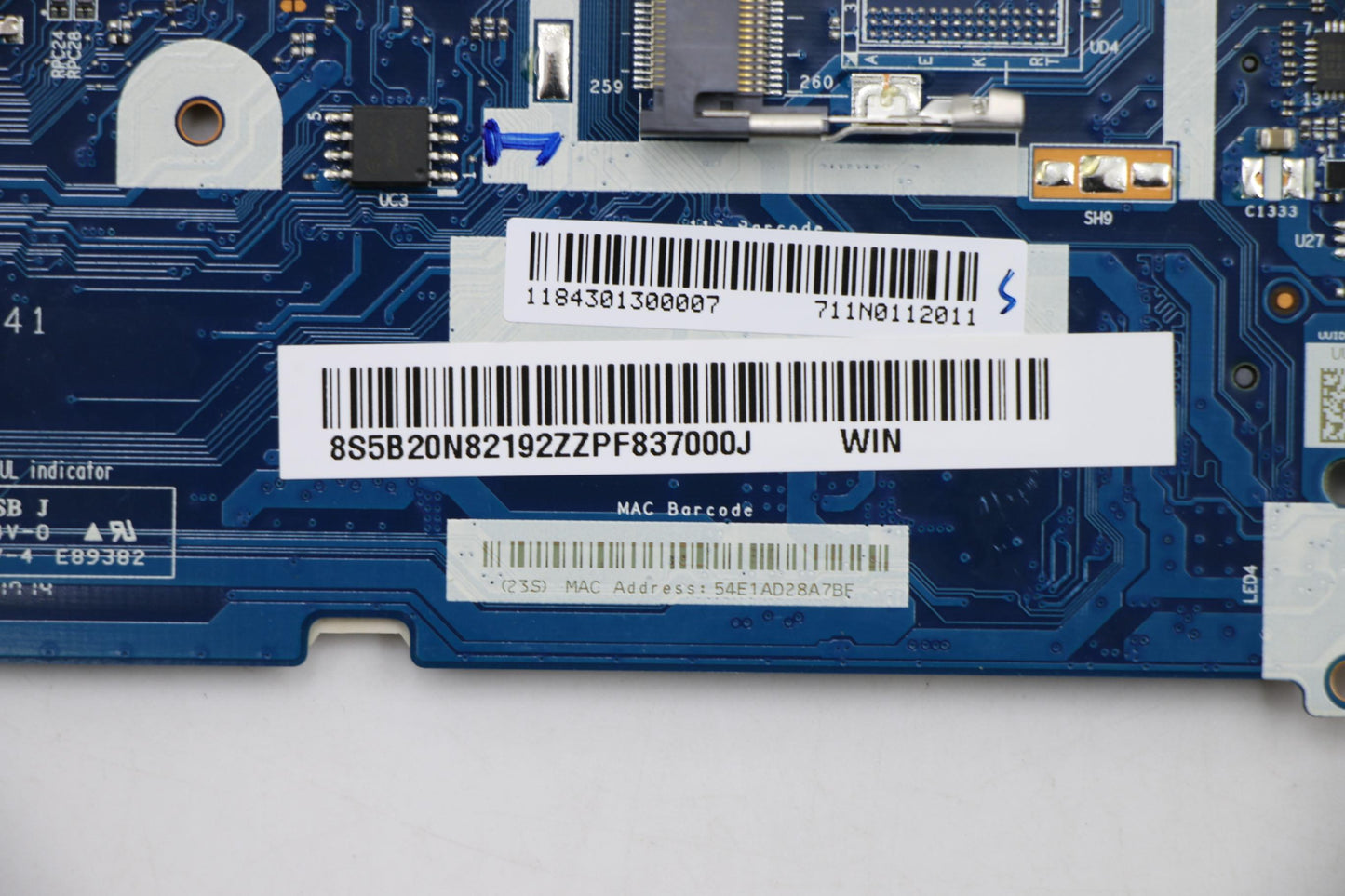 Lenovo Mbl80Xk241I57200Uhumawin - 5B20N82192