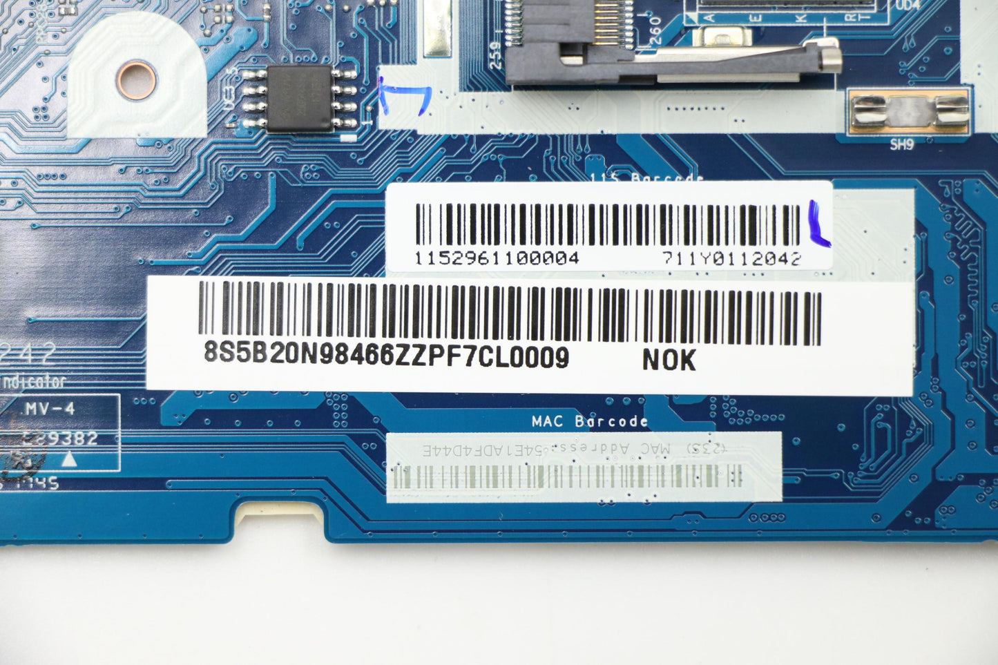 Lenovo Mbl80Yli37100Uhgtr2G4Gfpnok - 5B20N98466