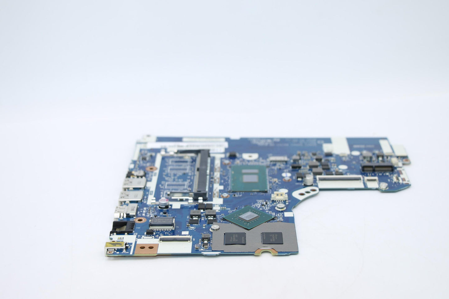 Lenovo Mbl80Yli57200Uhgtr4Gfpnok - 5B20N98469