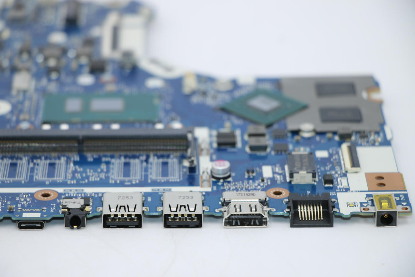 Lenovo Mbl80Yli57200Uhgtr4Gfpnok - 5B20N98469