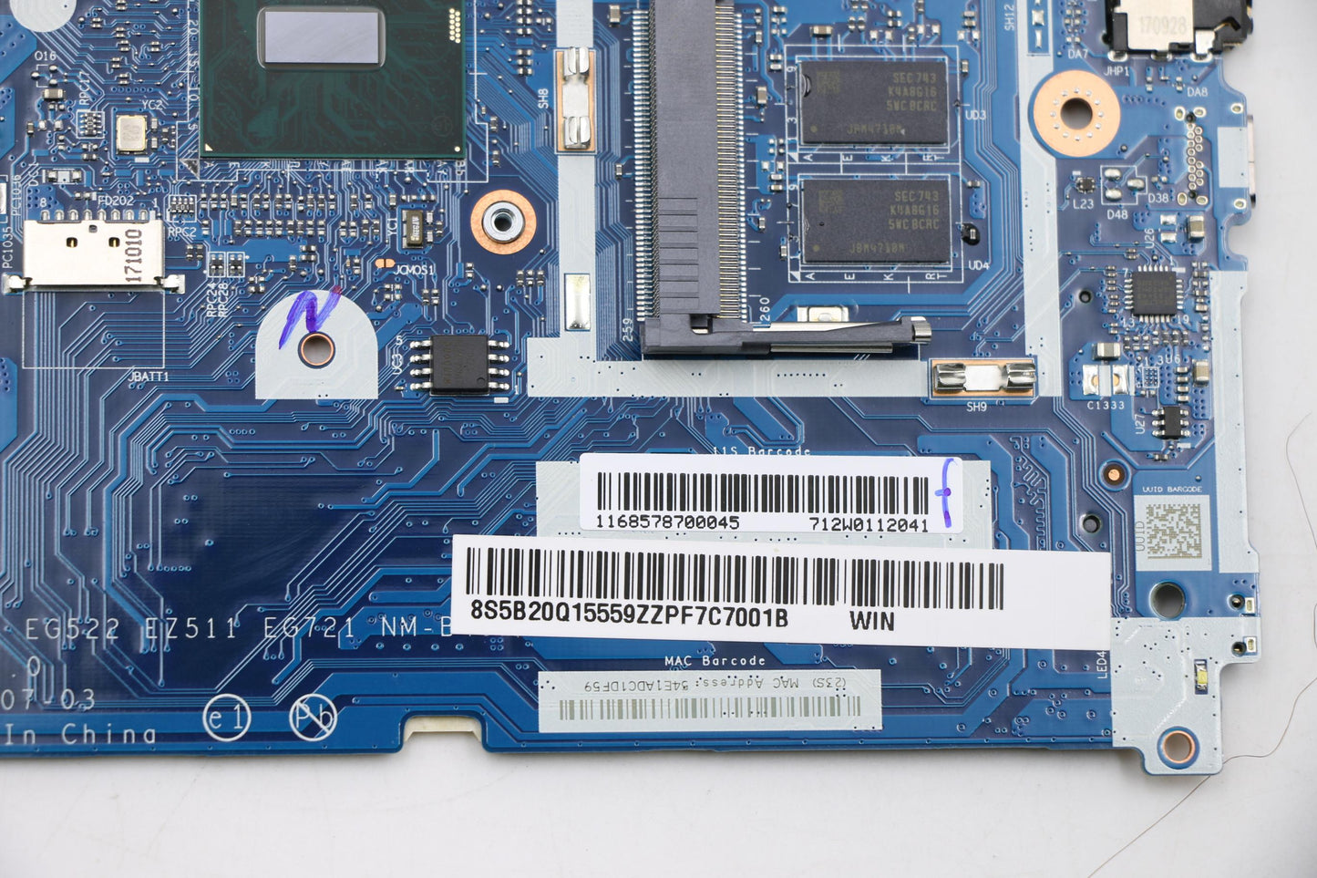 Lenovo Mbl81Bfi58250Uv4Gd4Gnfpwin - 5B20Q15559