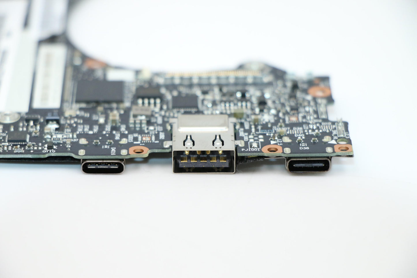 Lenovo Mbl81Bvi58250Uumad4Gfpfhdwin - 5B20Q38970