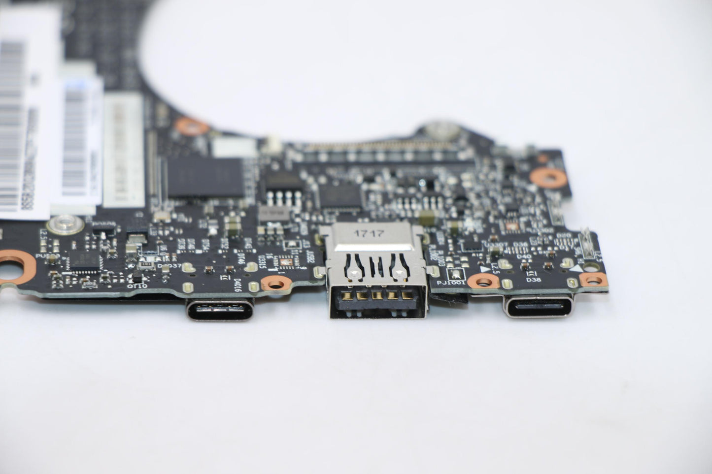 Lenovo Mbl81Bvi58250Uumad8Gnfpfhdwin - 5B20Q38984