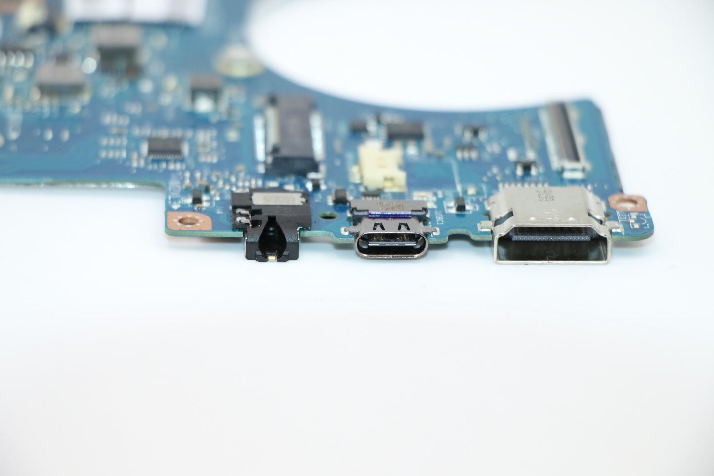 Lenovo Mb Dis I7-8565U O4G Fp - 5B20S41861