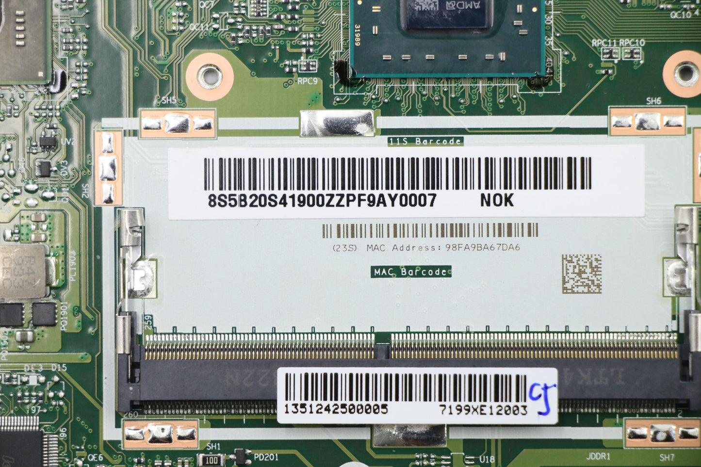 Lenovo Mb A99425_Radeon530V2G_Blank - 5B20S41900