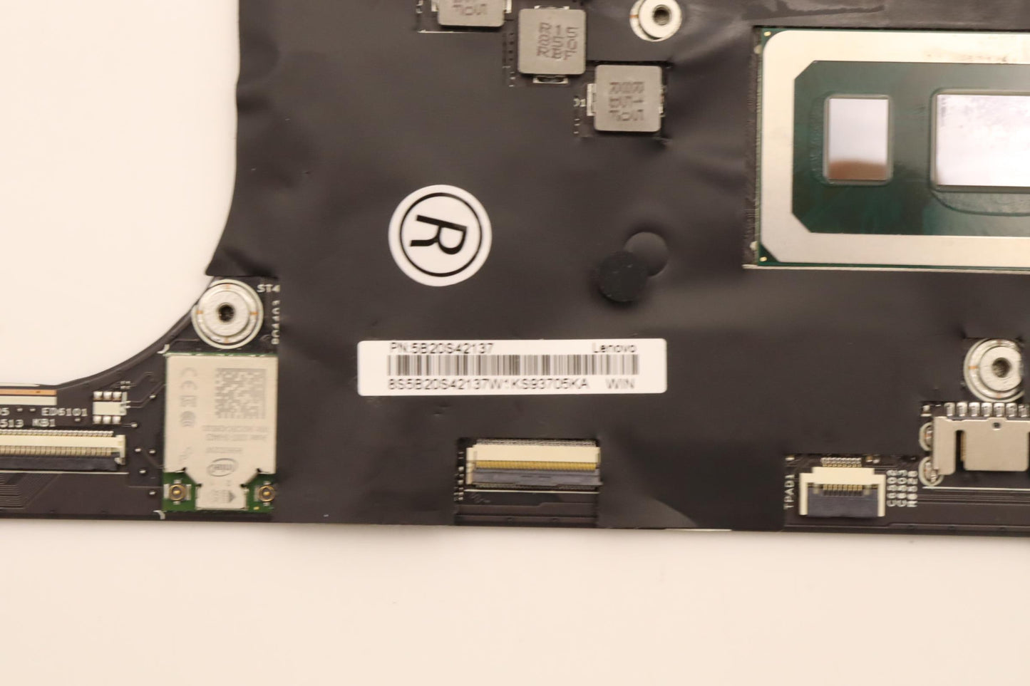 Lenovo Mb I7-8565U Uma 16G Win Ls40Wh - 5B20S42137