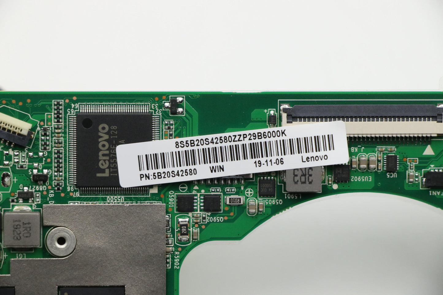 Lenovo Mb B Win I5_Radeon540X_2G - 5B20S42580