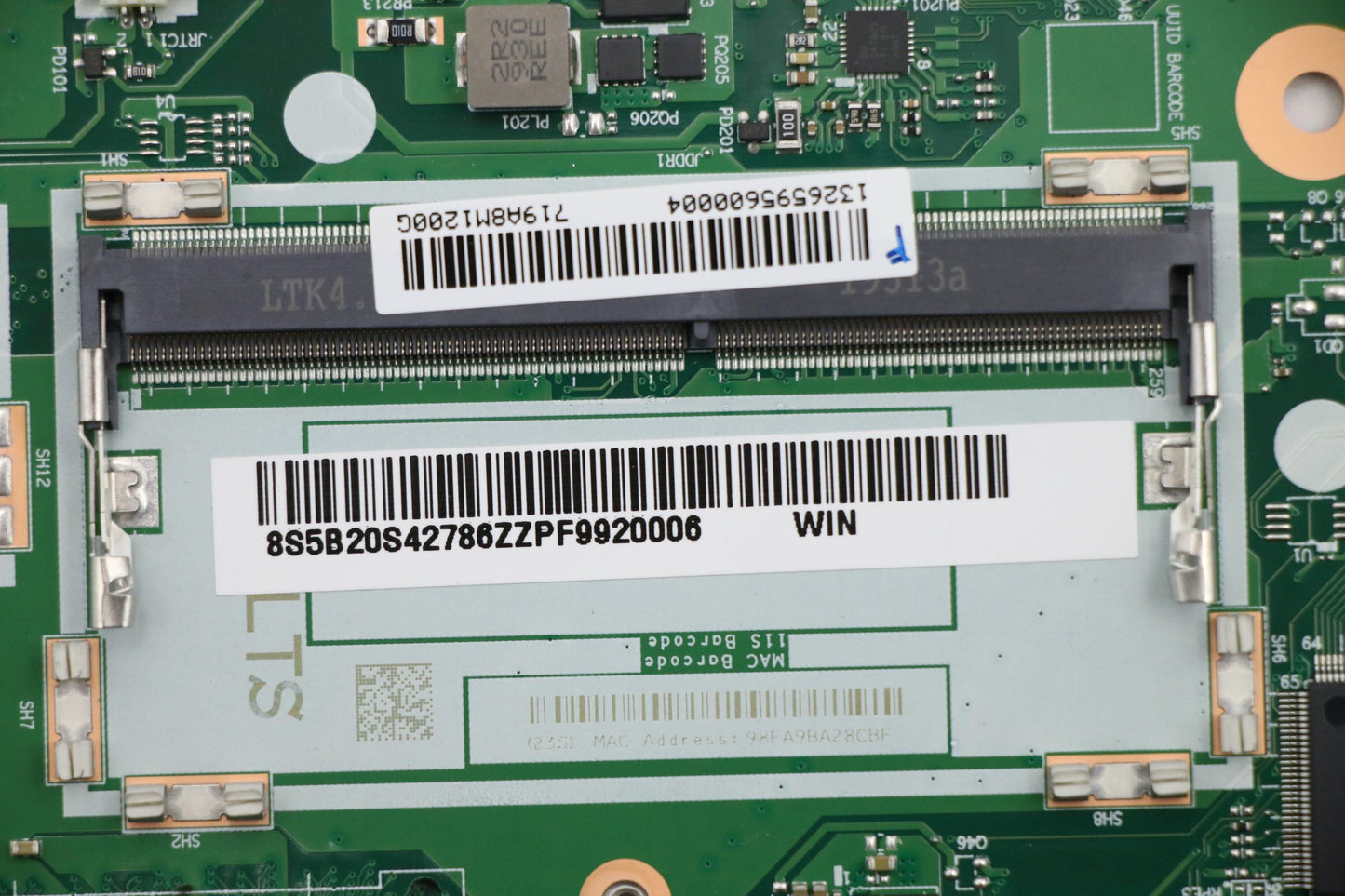 Lenovo Mb Nmc511 R33200U Uma D4G Win - 5B20S42786