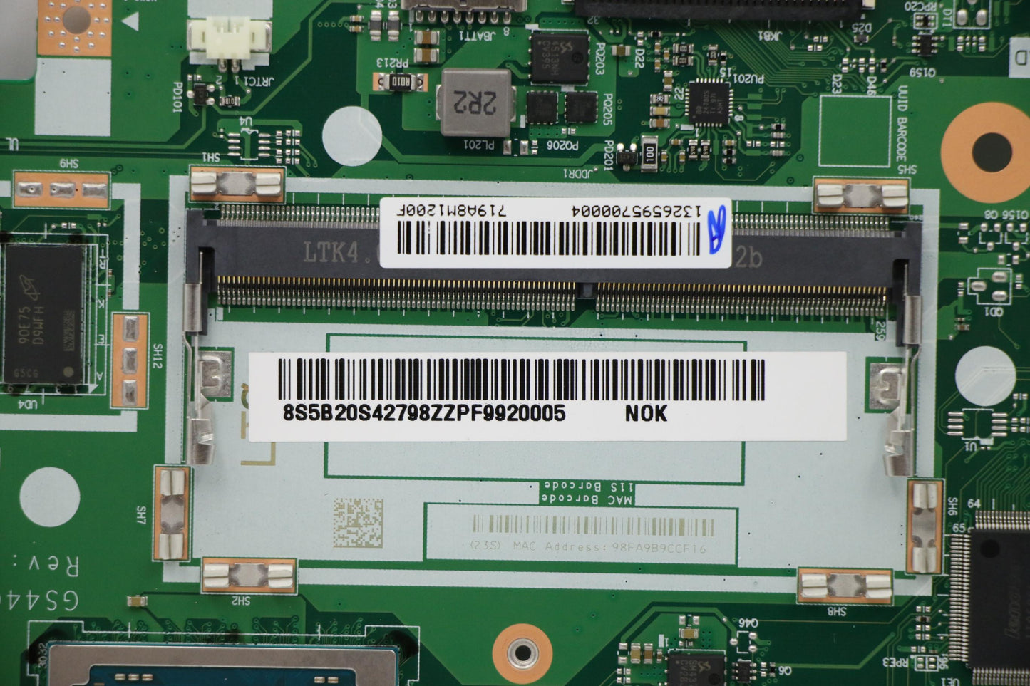Lenovo Mb Nmc511 R33200U Uma D4G Blan - 5B20S42798