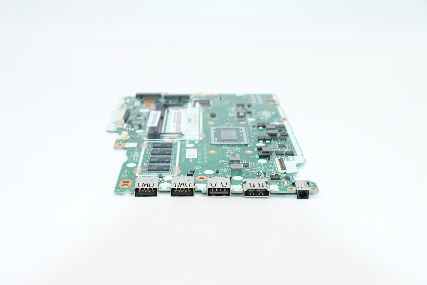 Lenovo Mb Nmc511 R33200U Uma D4G Win - 5B20S42804