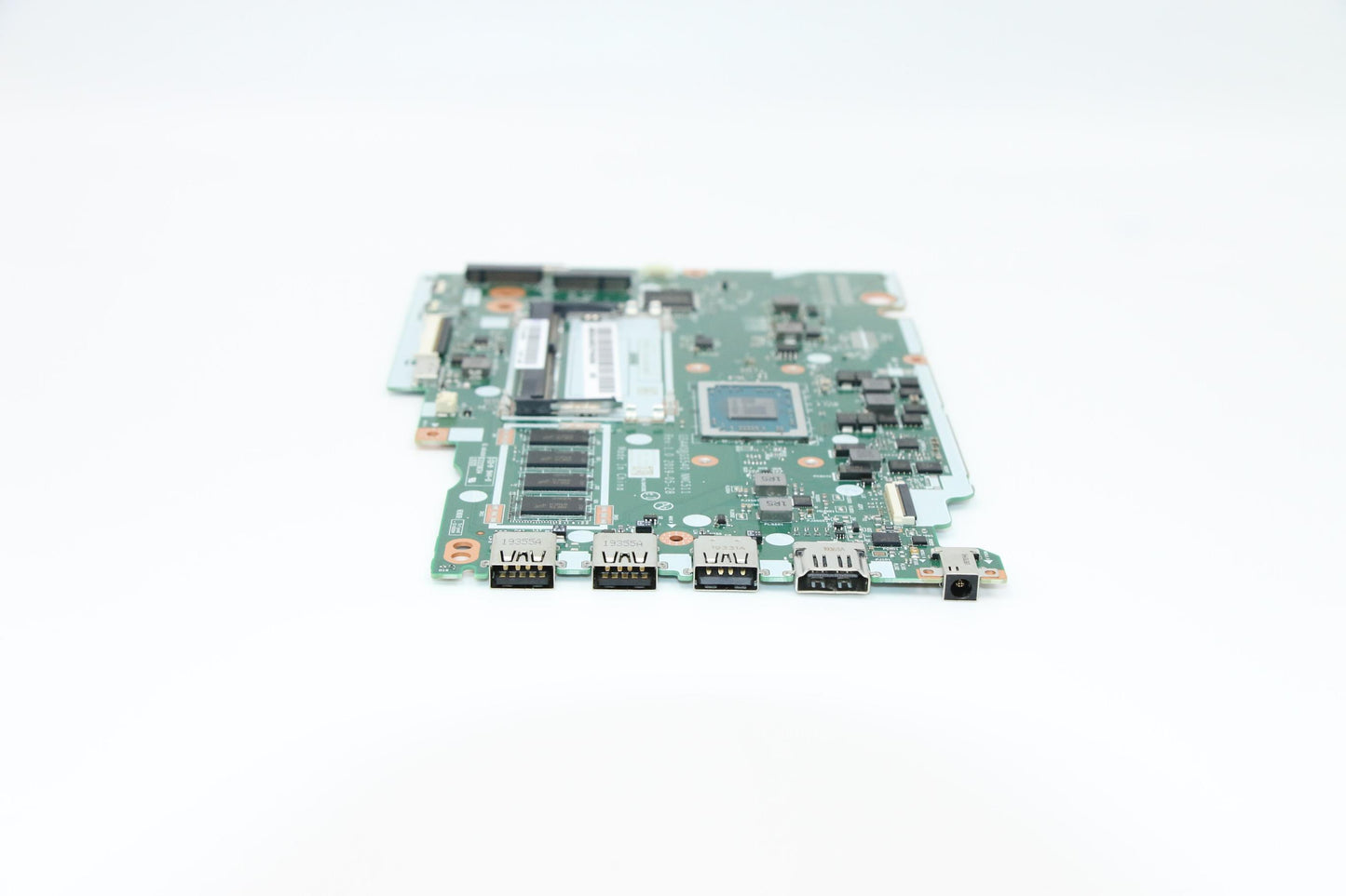 Lenovo Mb Nmc511 R33200U Uma D4G Blan - 5B20S42805