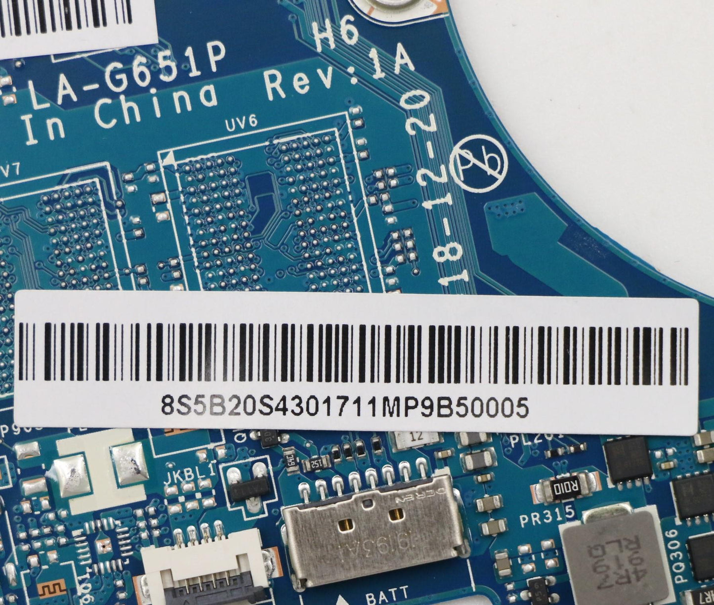 Lenovo Mb I5 8G Uma Nrtc - 5B20S43017