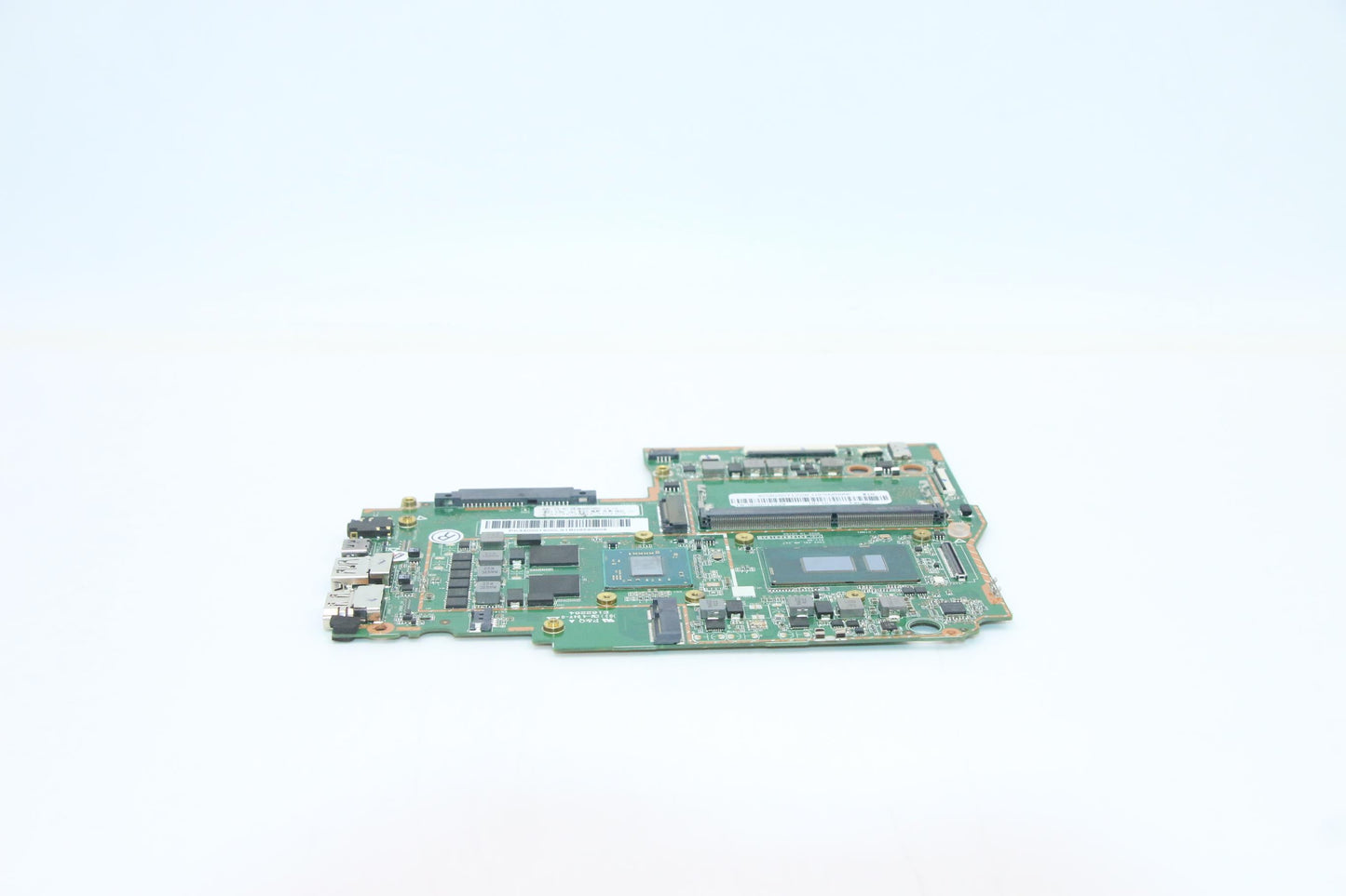 Lenovo Mb 3N81F5I37020Uwinr540 2G4Gne - 5B20S71229