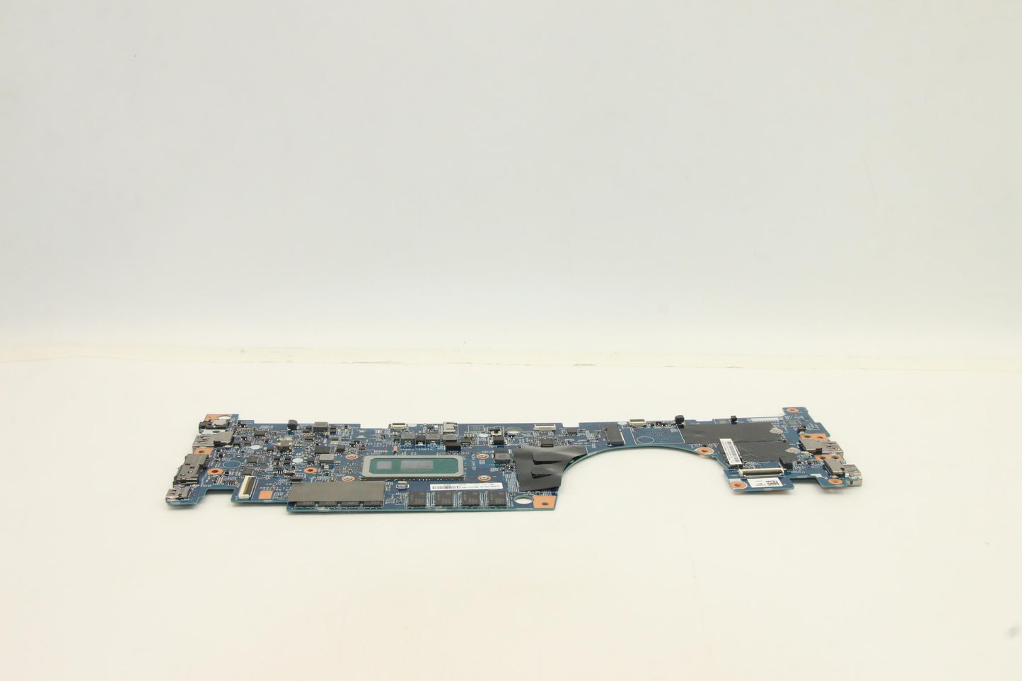 Lenovo Mb I7-10510U 4+4Gb Nvp Yft Nok - 5B20S72268