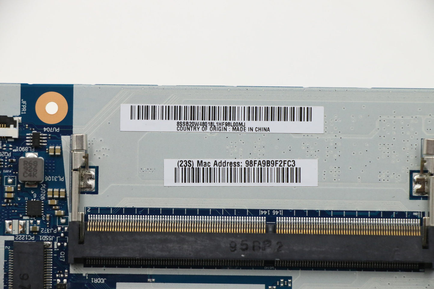 Lenovo Rz73700U16Gsmwinydytdt2 - 5B20S72345