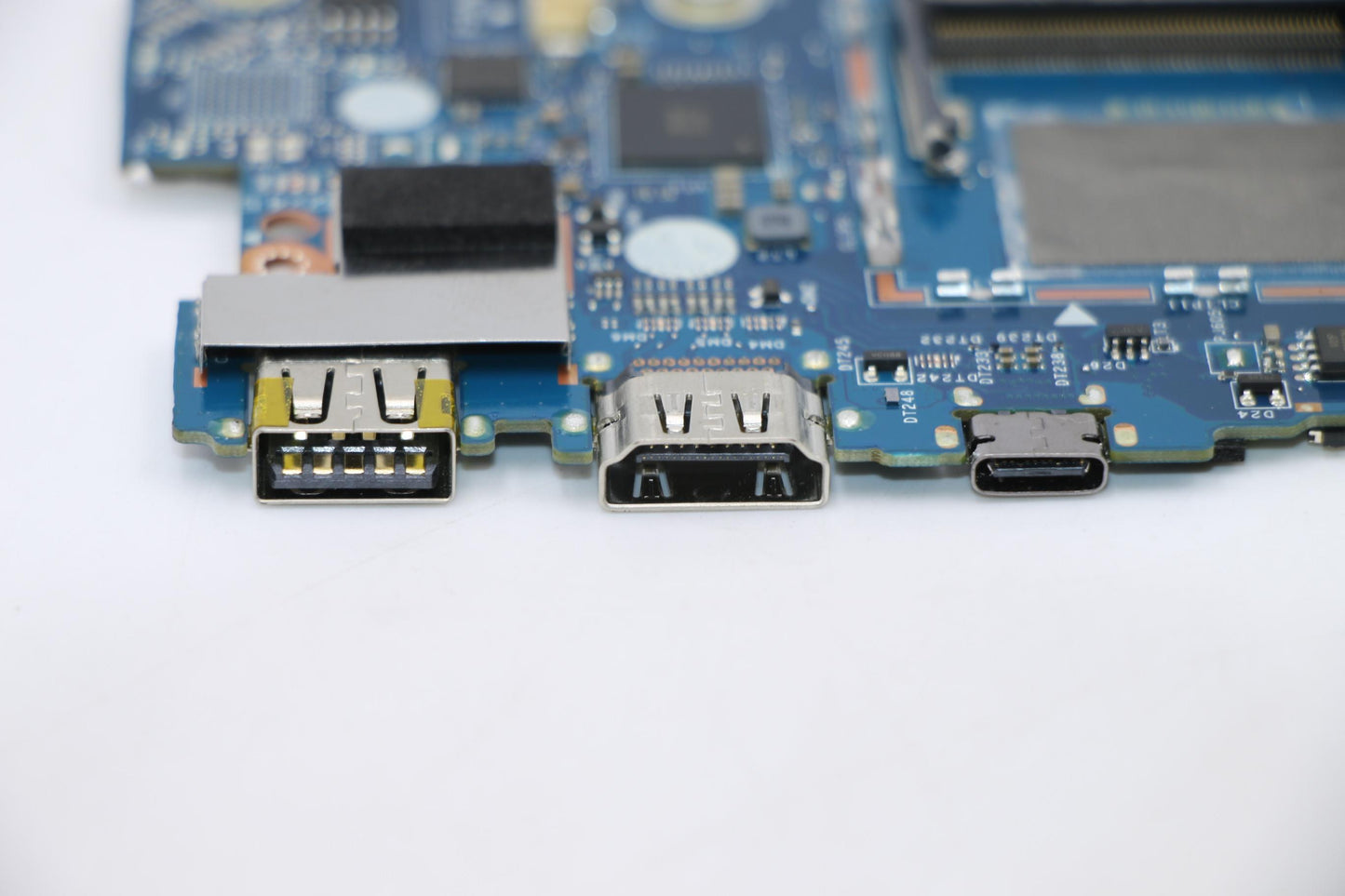 Lenovo Mb Whl I7 Dis 2G 8G Win - 5B20T04900