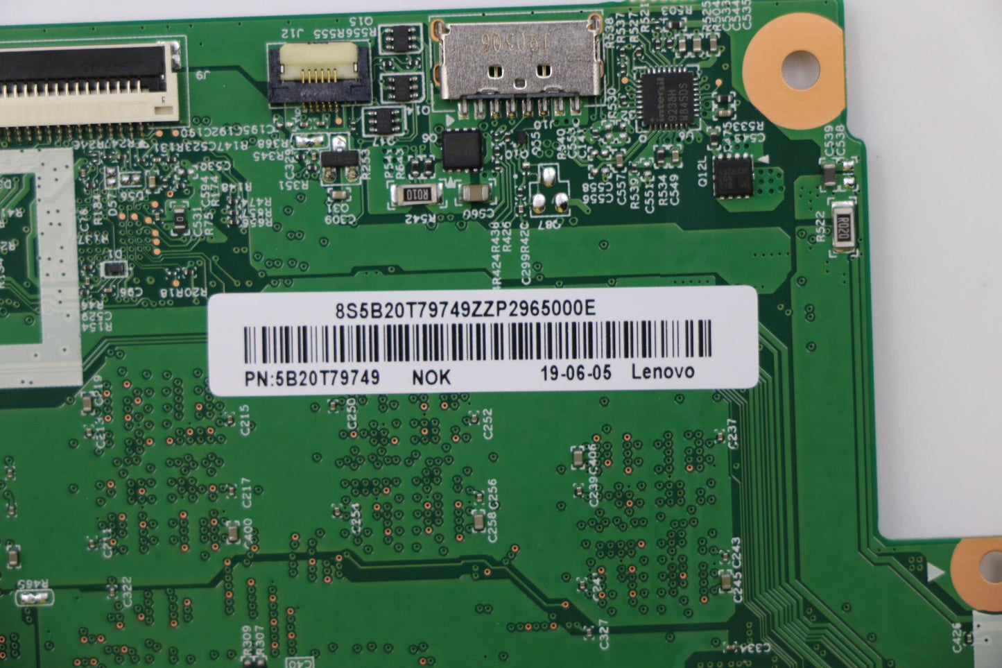 Lenovo 5B20T79749 Mb B 81Ma Nok N4000 Uma 4G 32G