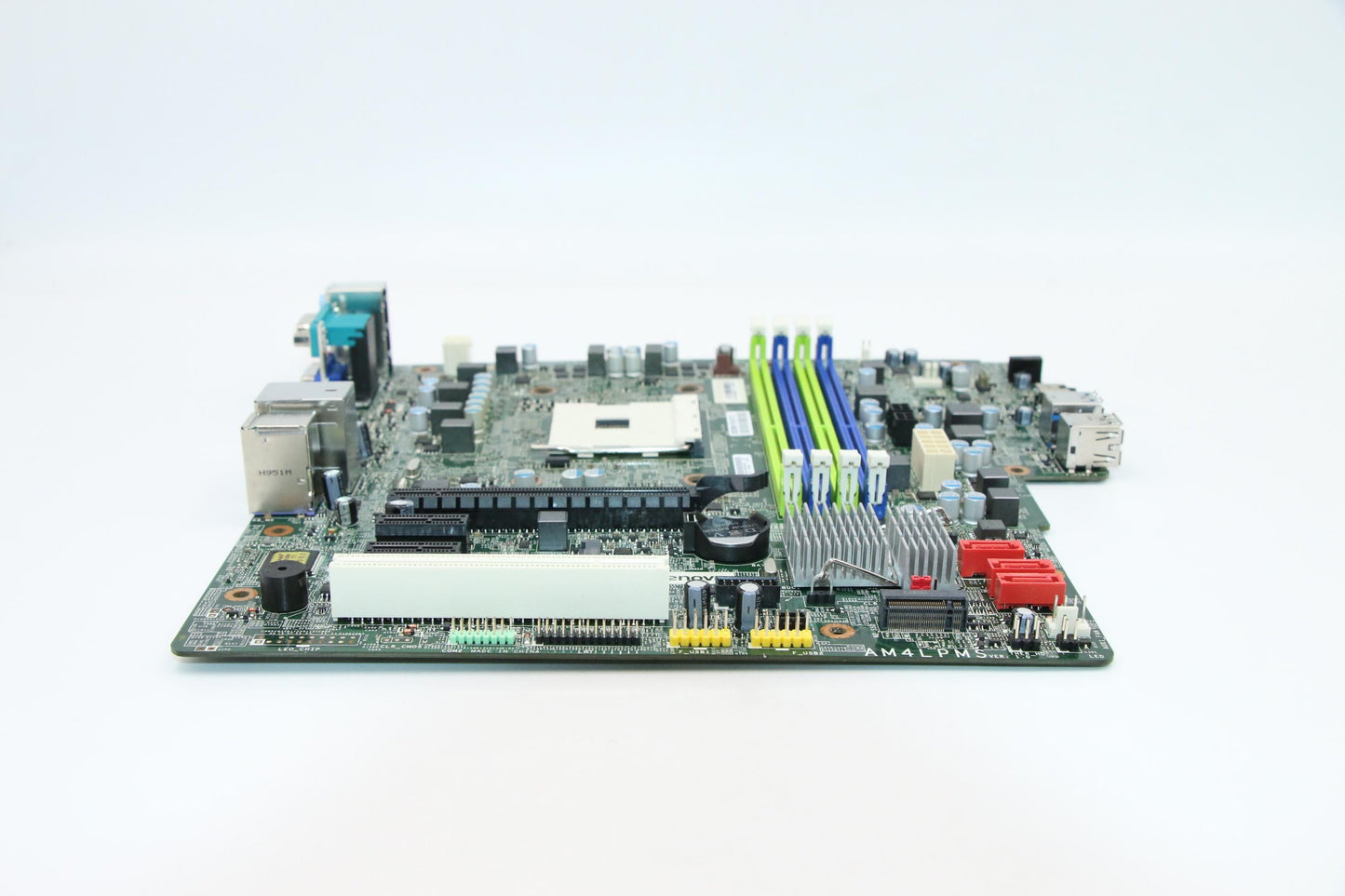 Lenovo M Mb Am4 Pr560 No Dpk - 5B20U53717