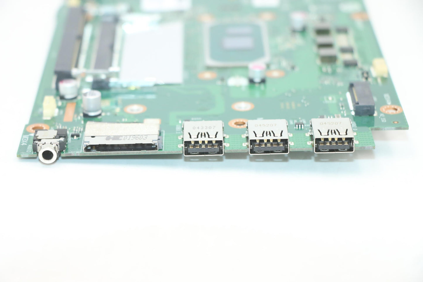 Lenovo Bdplanar I3-1005G1 Uma Hdmi Ou - 5B20U54556