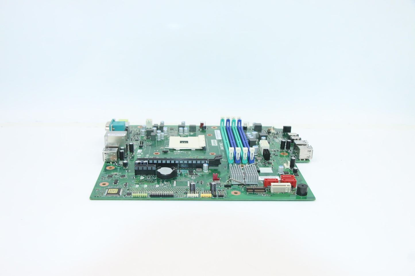 Lenovo Bdplanar Mb Am4 Cz Pro 565 Win - 5B20U54831