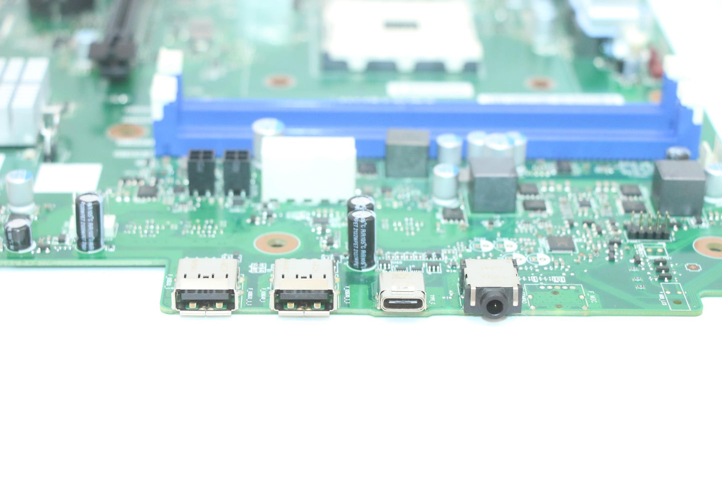 Lenovo Bdplanar Amd Cezanne Pro 565 N - 5B20U54960