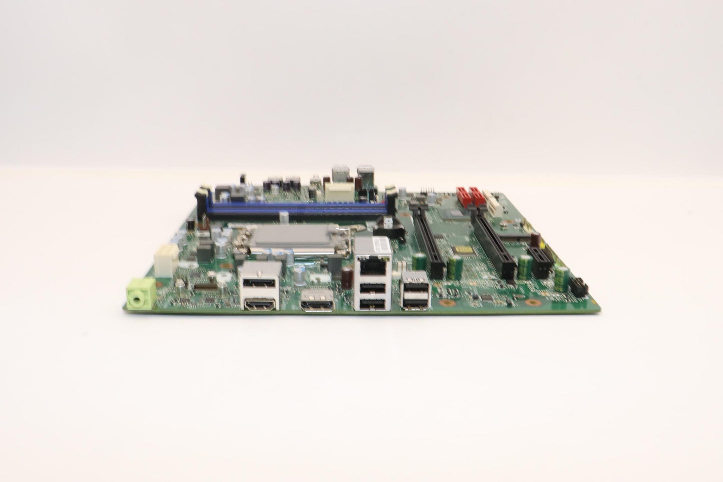 Lenovo Bdplanar Q670 M80Ts Gen3 Iot D - 5B20U55214