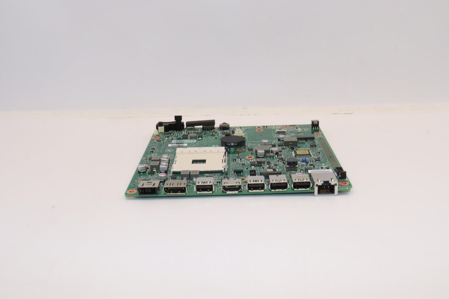 Lenovo Bdplanar Mb Fru Iot Dpk M75Q C - 5B20U55236