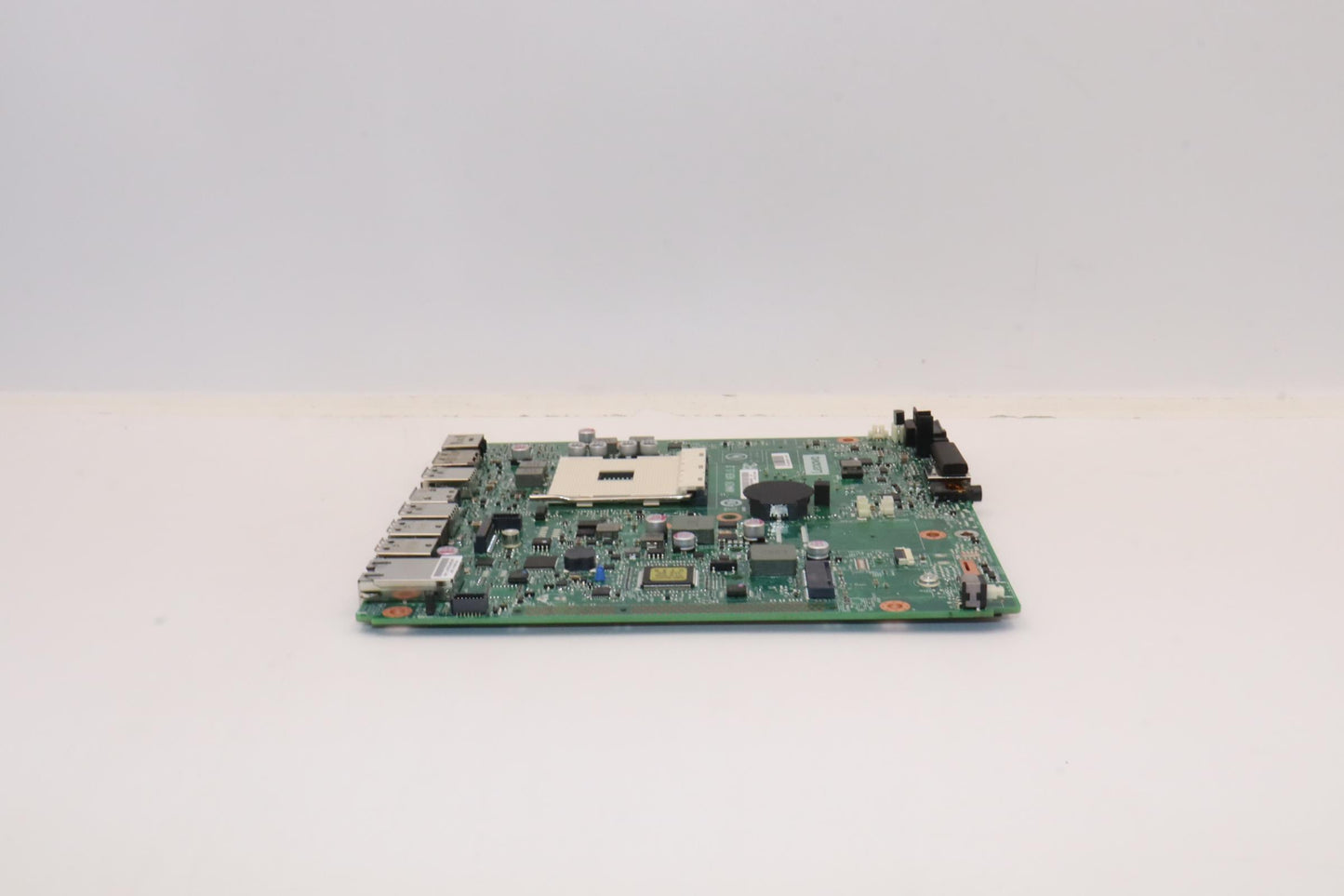 Lenovo Bdplanar Mb Fru Iot Dpk M75Q C - 5B20U55236