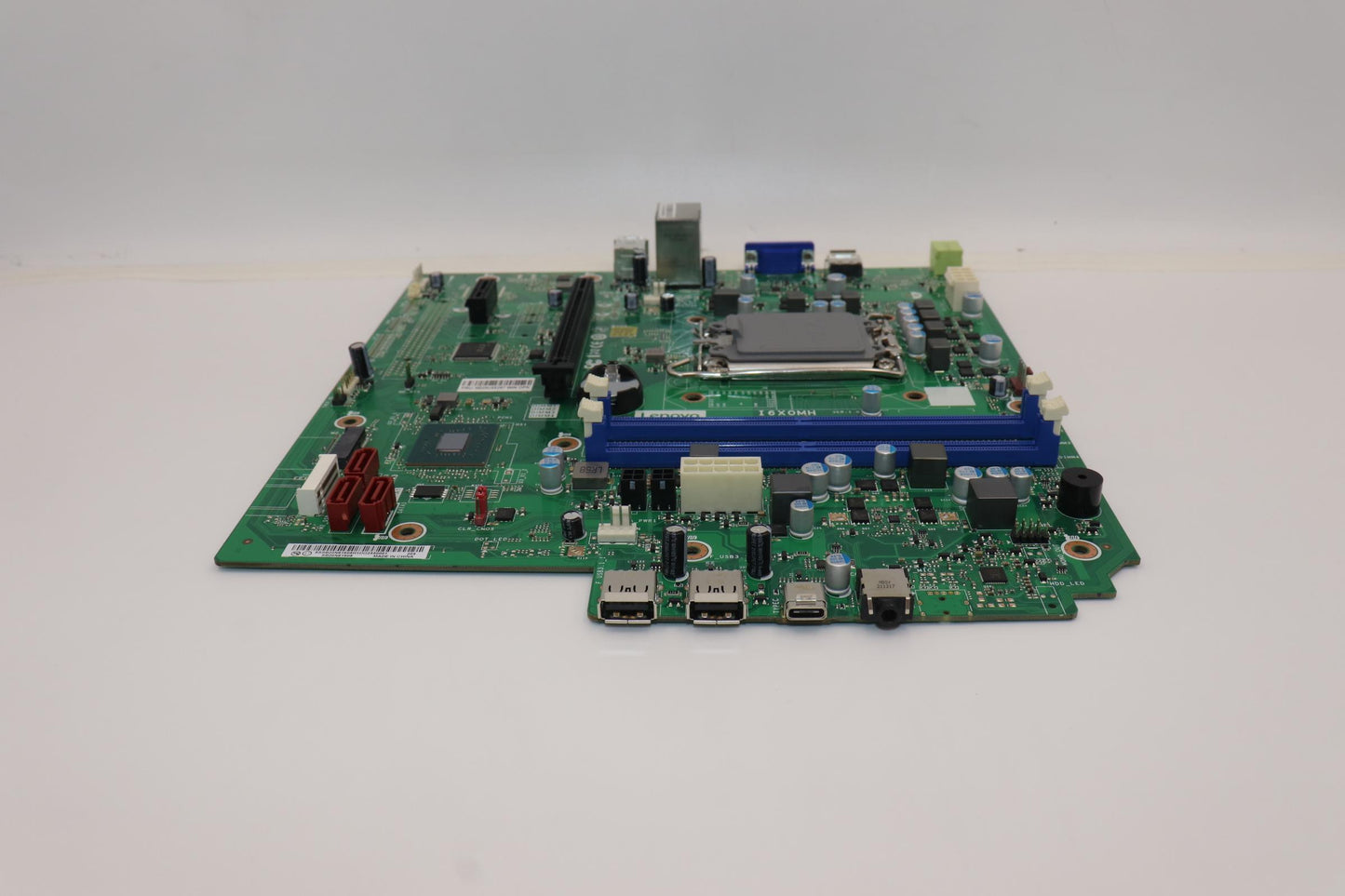 Lenovo (5B20U55287) B660 Motherboard, NATX Form Factor, Windows DPK