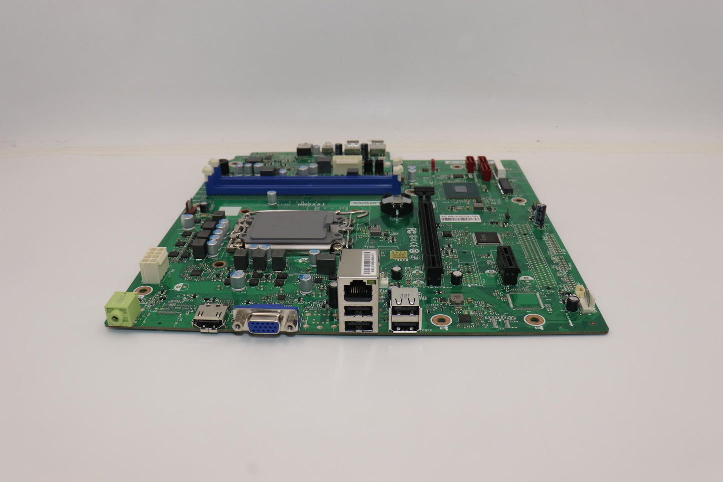 Lenovo (5B20U55287) B660 Motherboard, NATX Form Factor, Windows DPK