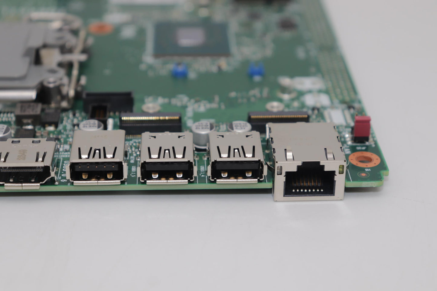 Lenovo Bdplanar Q670 Mb M80Q Gen4 Iot - 5B20U55330