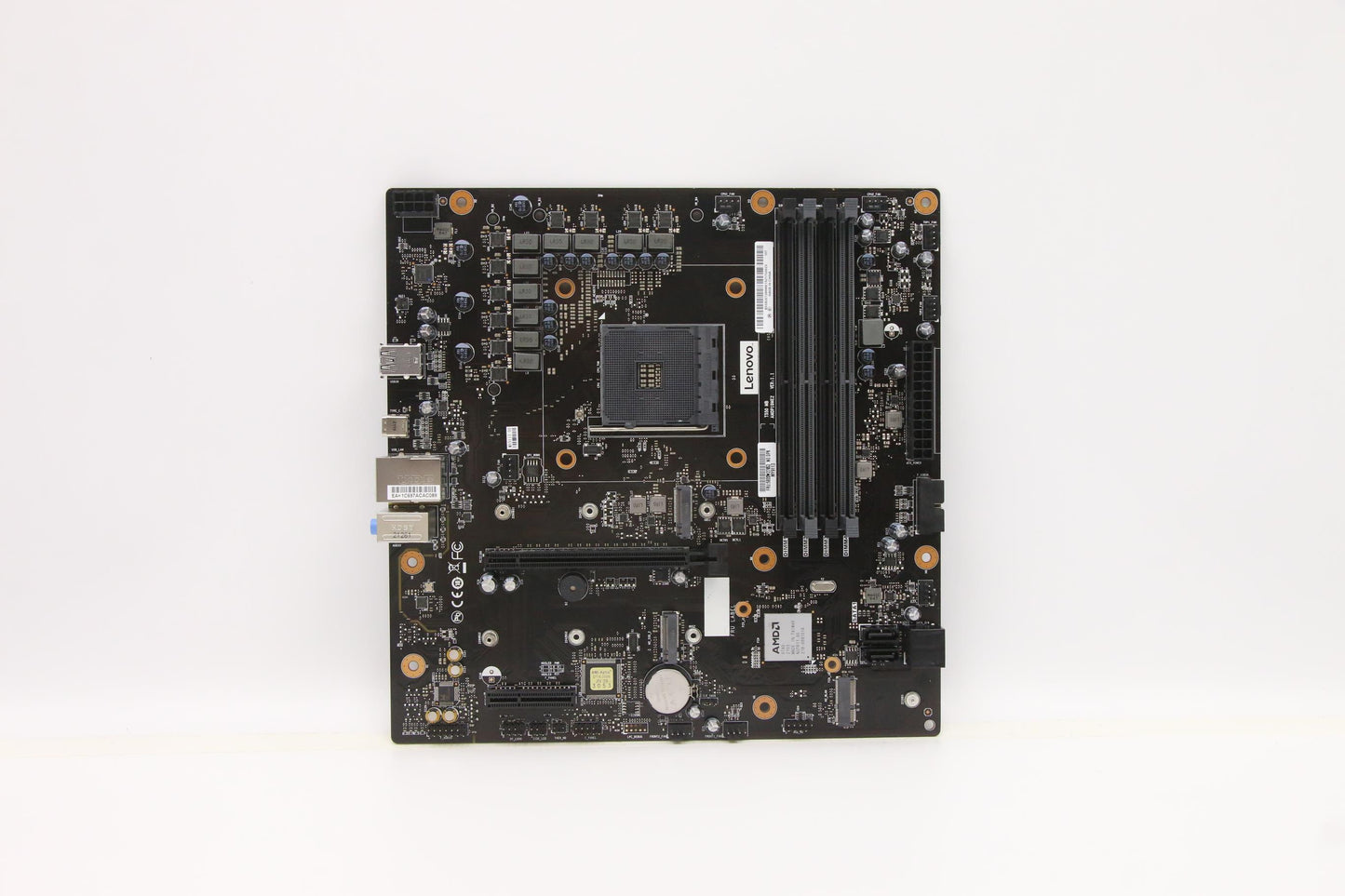 Lenovo E AB550 DDR4 DIMM x4, No OS - 5B20W27681