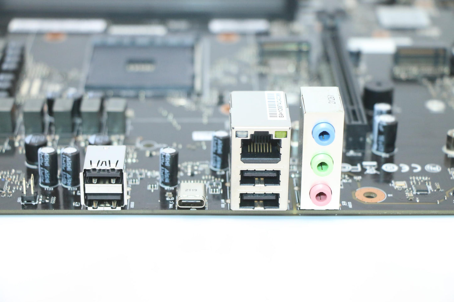 Lenovo E AB550 DDR4 DIMM x4, No OS - 5B20W27681