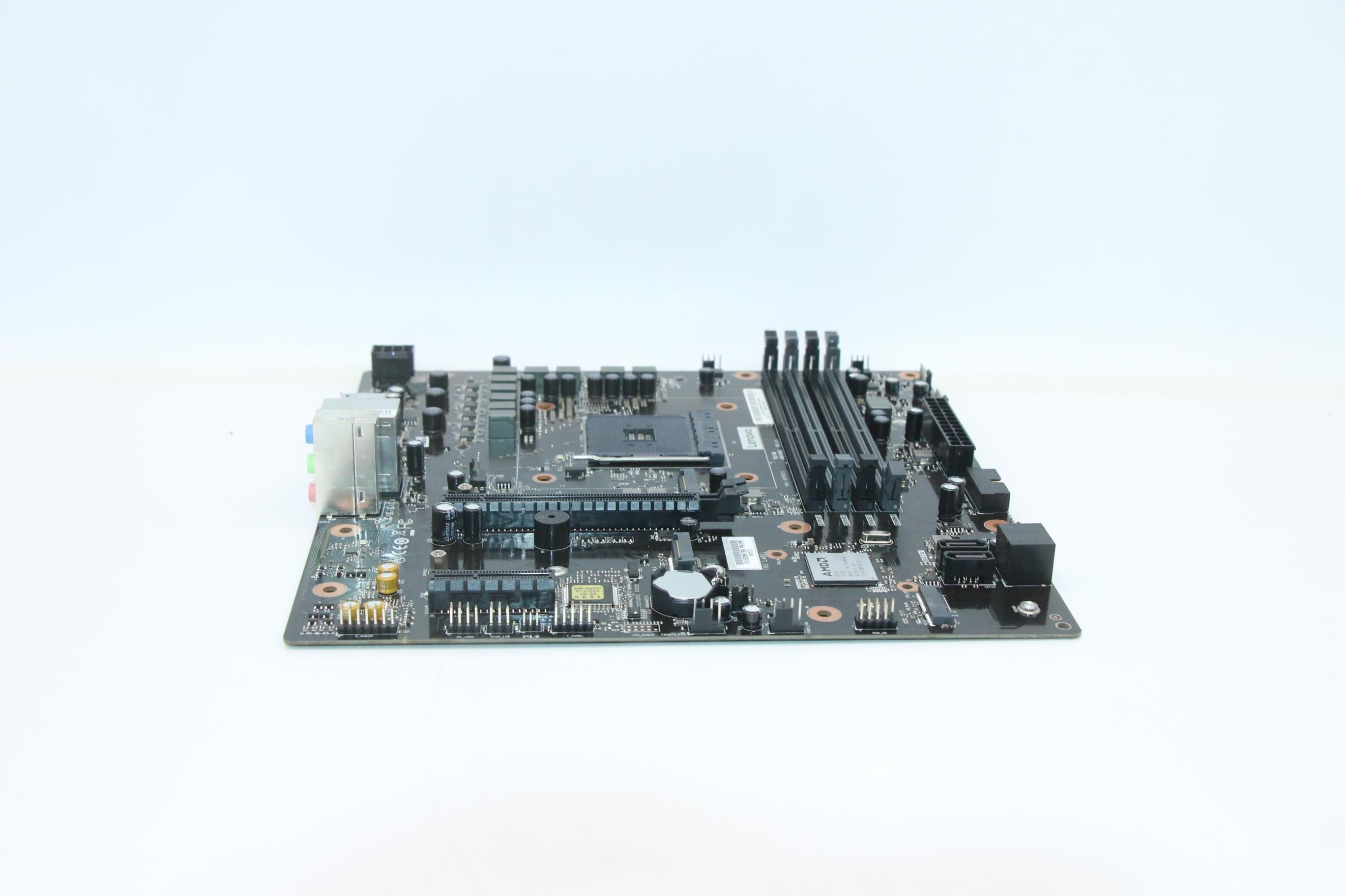 Lenovo BDPLANAR AMD Vermeer B550, Windows DPK - 5B20W27654– LenovoPart