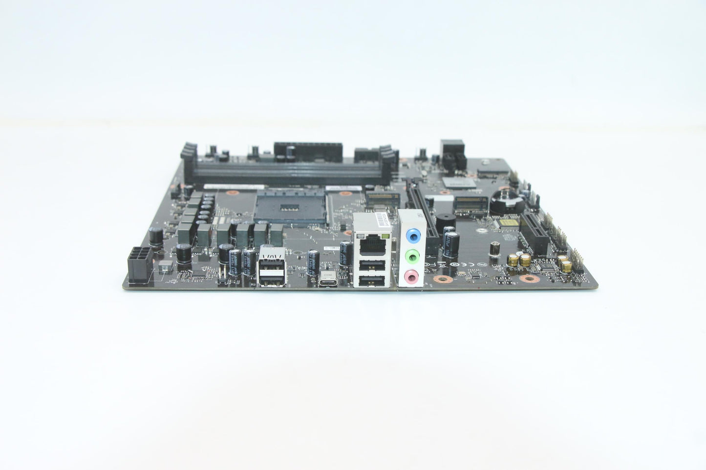 Lenovo Bdplanar Amd Vermeer B550 No D - 5B20W27655