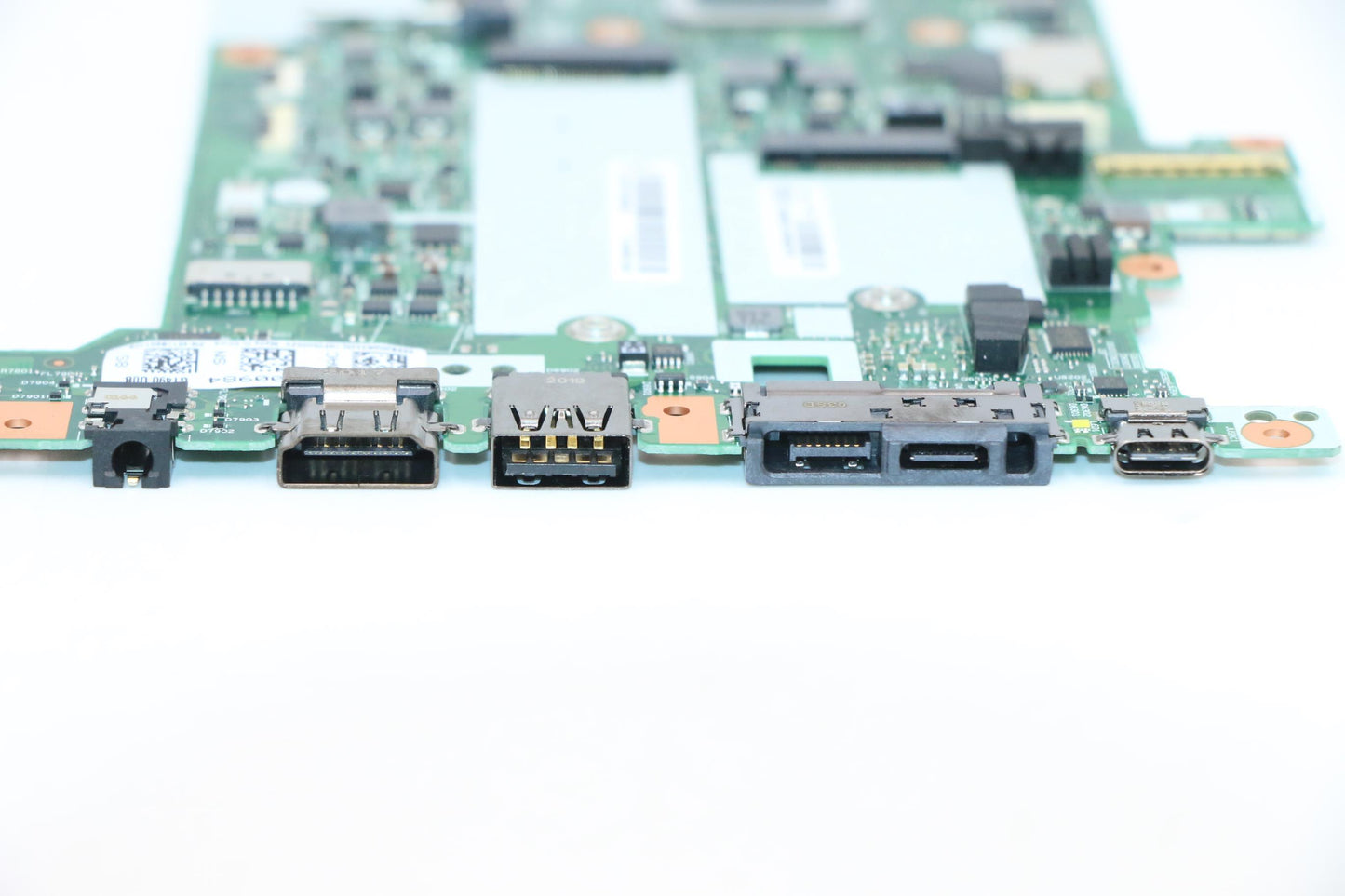 Lenovo Noki7-1051016Gy-Tpm2Uma - 5B20W65939