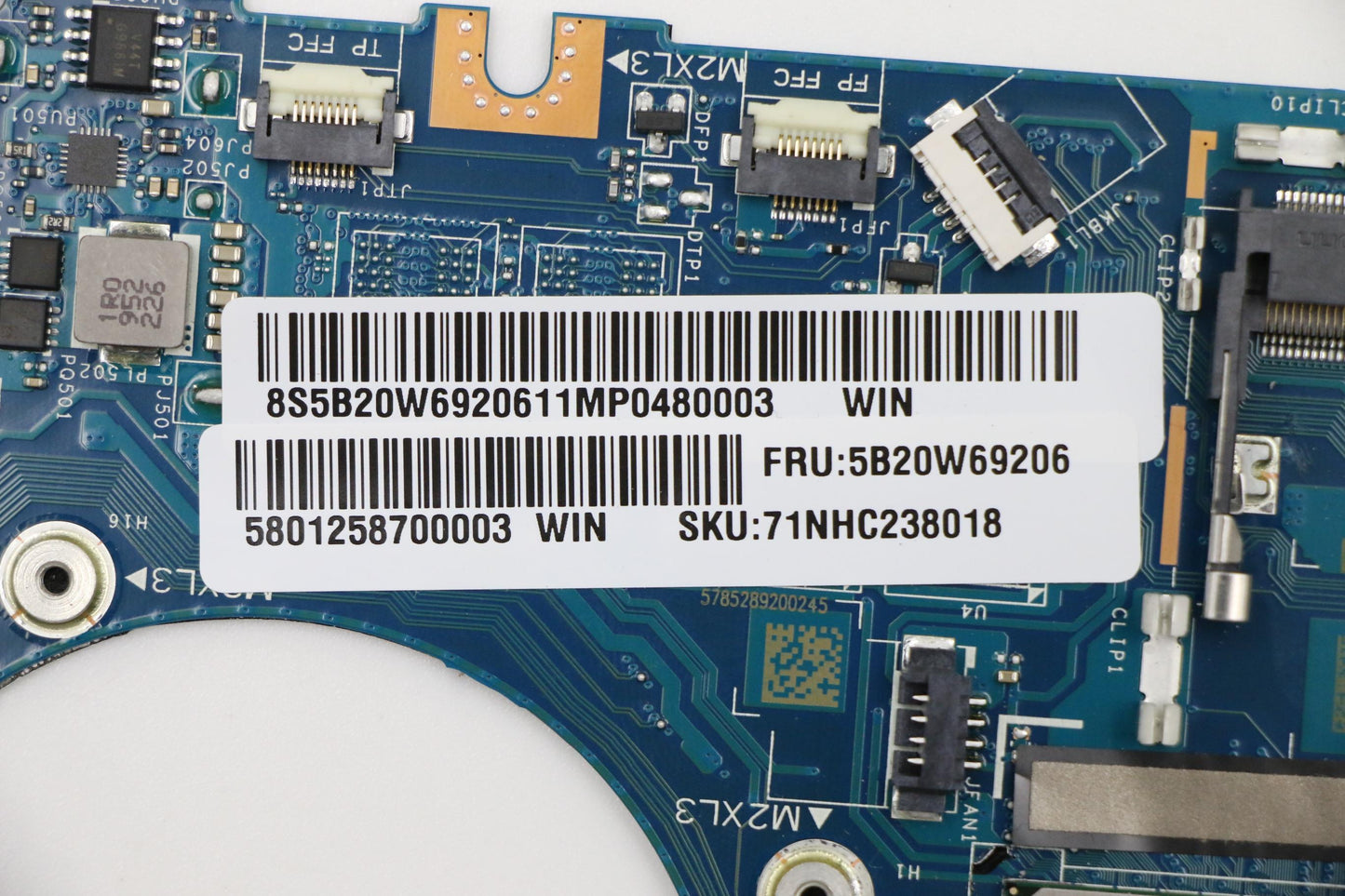 Lenovo Mb Dis I7 0G Fp Bl Nrtc Win - 5B20W69206