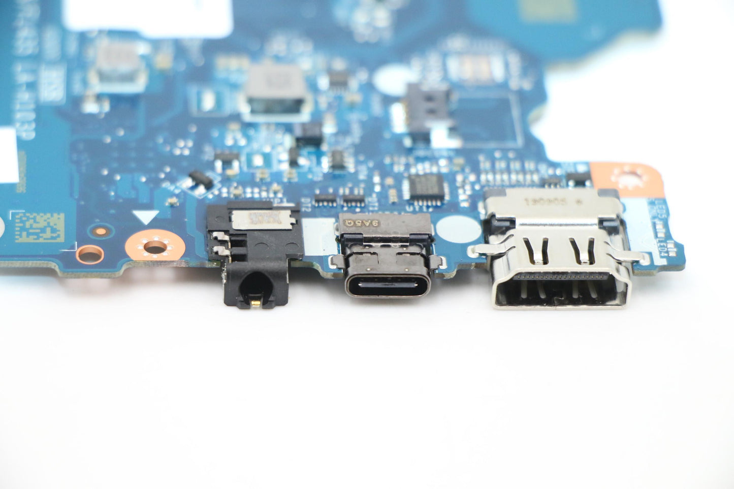 Lenovo Mb Uma I3 D Bl A Nrtc Win - 5B20W86997