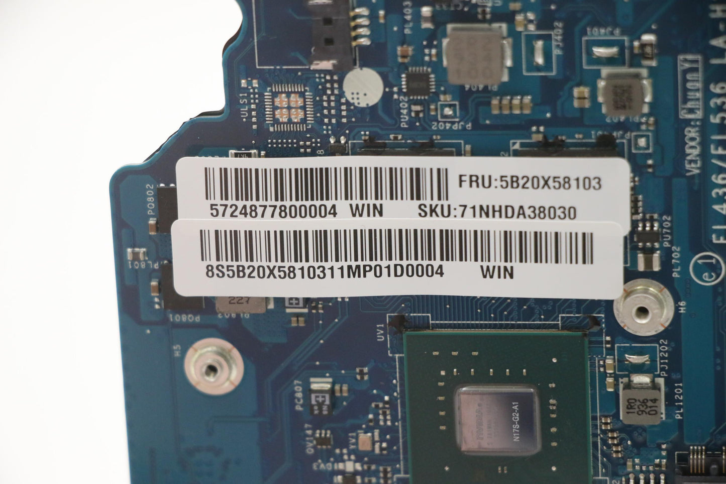 Lenovo Mb Dis N17G2 I7 4G Bla Nrtc Wi - 5B20X58103