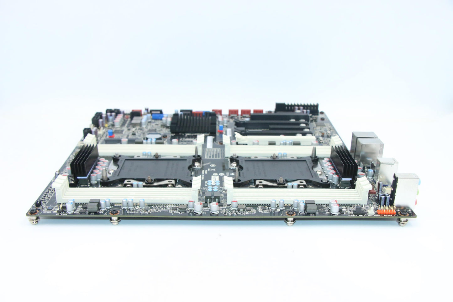 Lenovo Mb Intel Lga-3647 Win Dpk Dtpm - 5B20X58755