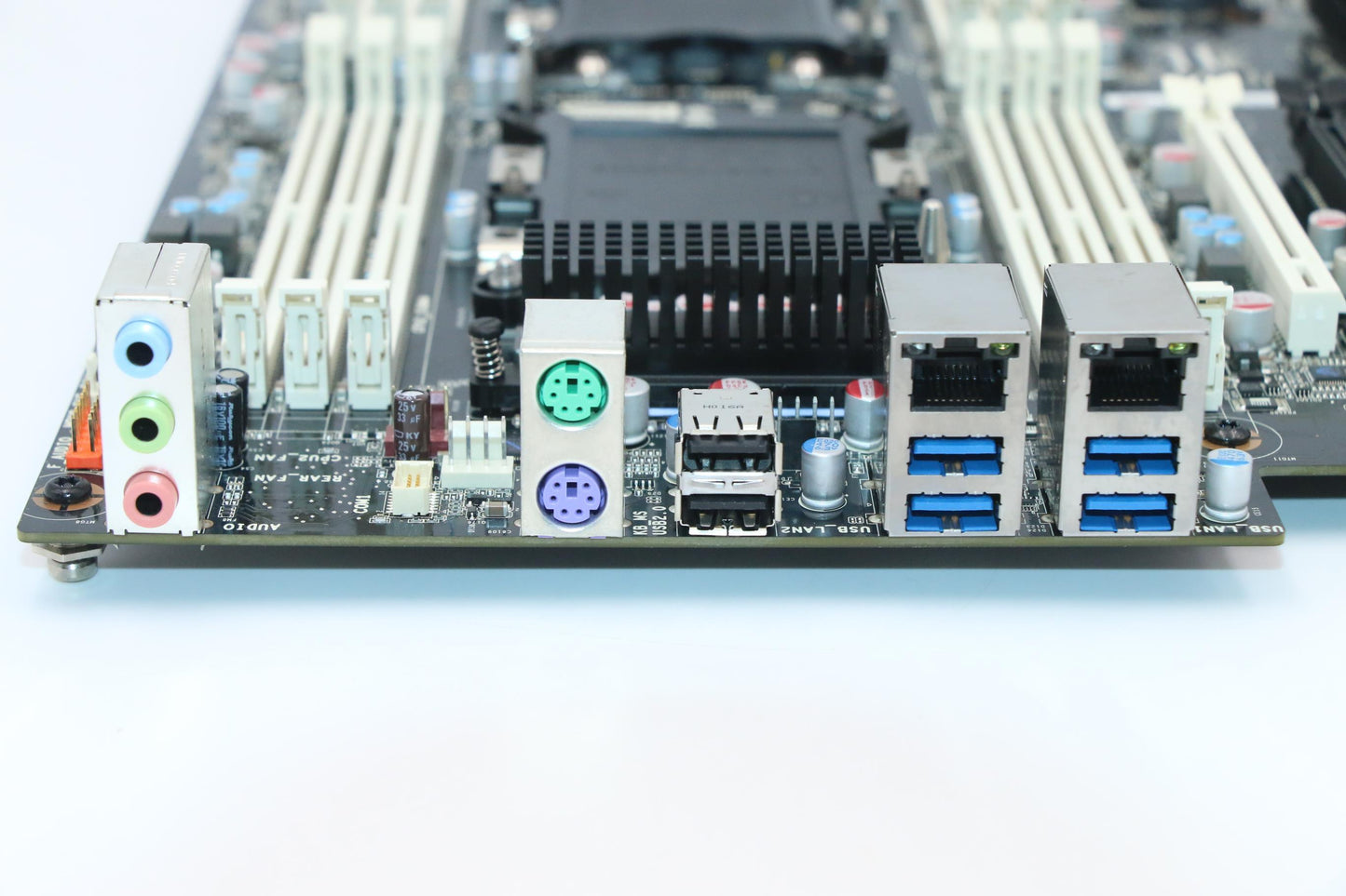 Lenovo Mb Intel Lga-3647 Win Dpk Dtpm - 5B20X58755