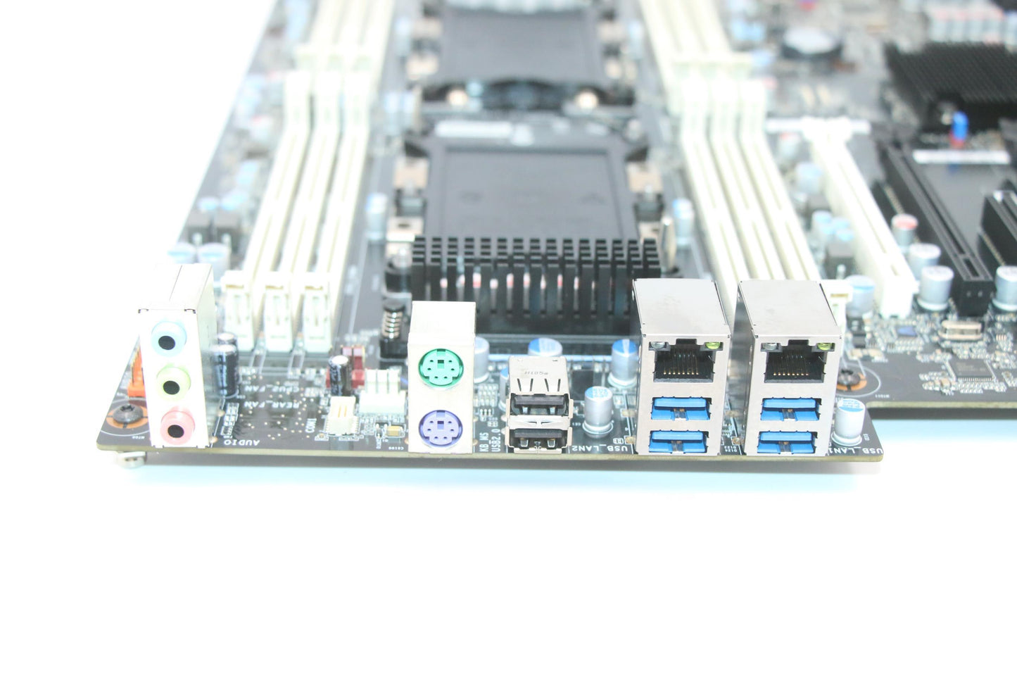 Lenovo Mb Intel Lga-3647 No Dpk Dtpm - 5B20X58756
