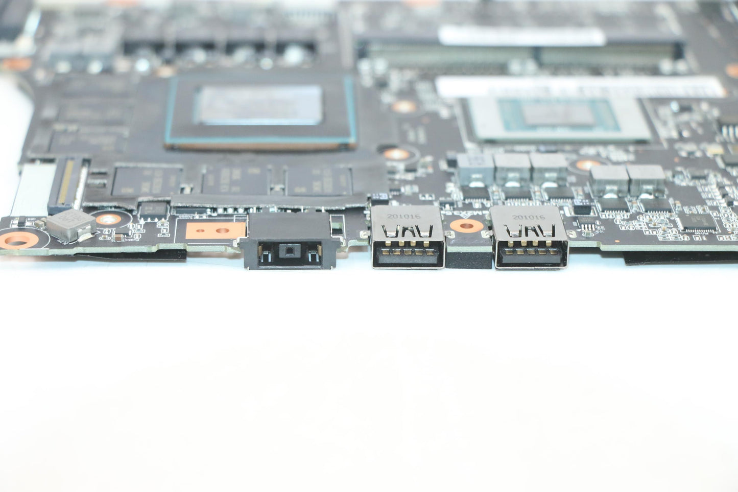 Lenovo Bdplanar Mb B82Hm Win R74800H_ - 5B21B38557