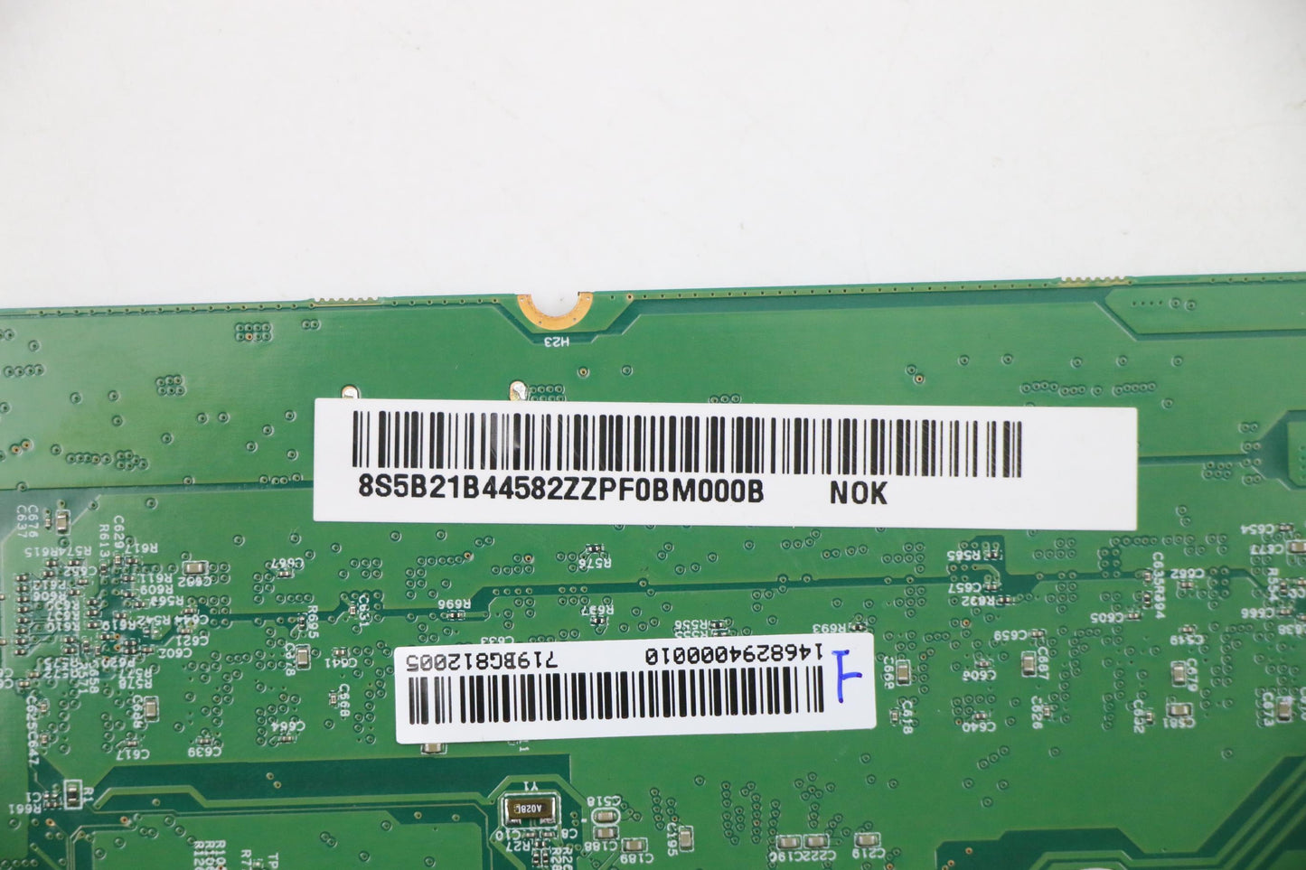 Lenovo (5B21B44582) BDPLANAR MBL 82B8, i3-10110U, UMA, 4G