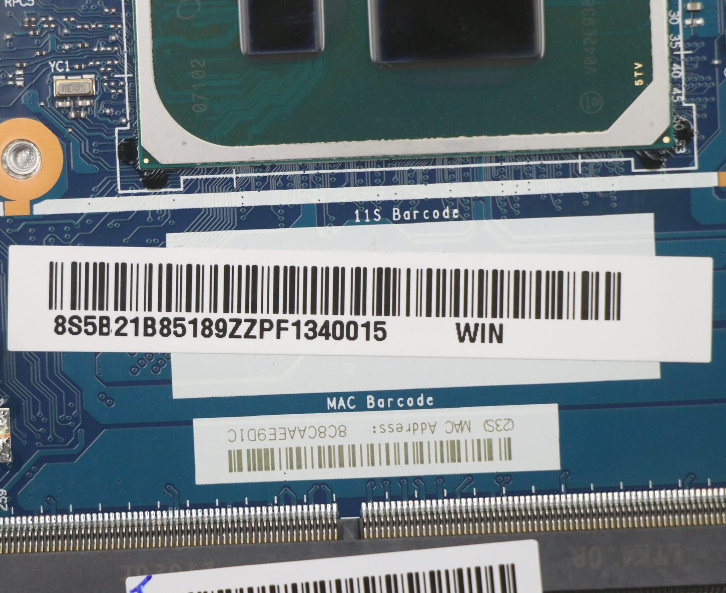 Lenovo Motherboard with i7-1165G7, UMA Graphics, 4GB RAM - 5B21B85189