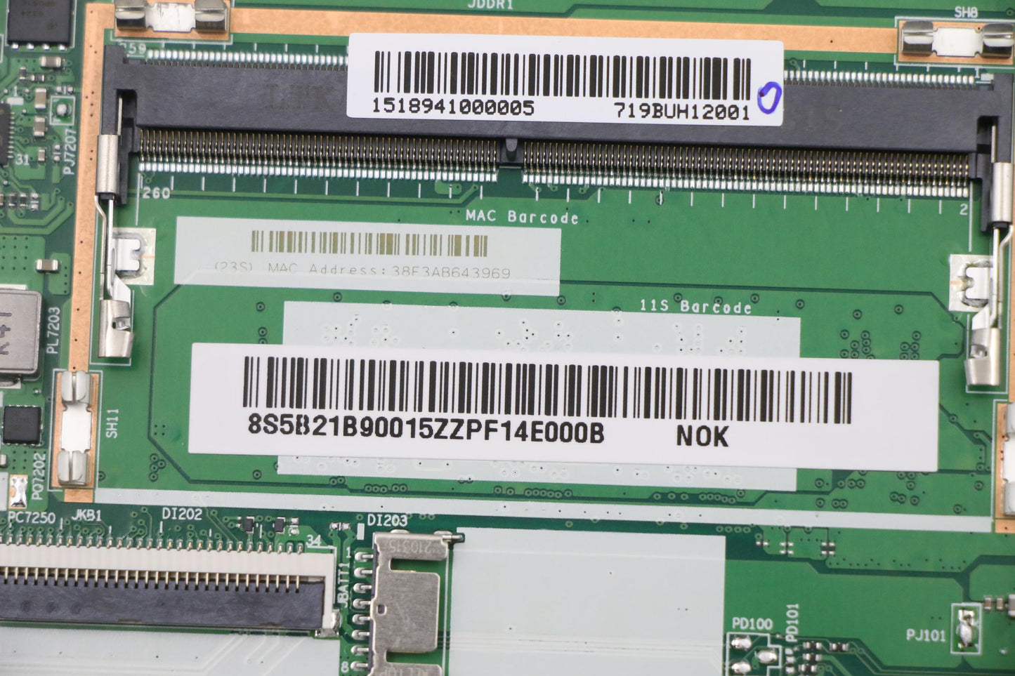 Lenovo Bdplanar Mb L 82Kd R55500U_Uma - 5B21B90015