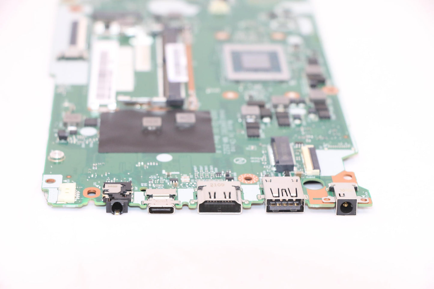 Lenovo Bdplanar Mb L 82Kd R55500U_Uma - 5B21B90017