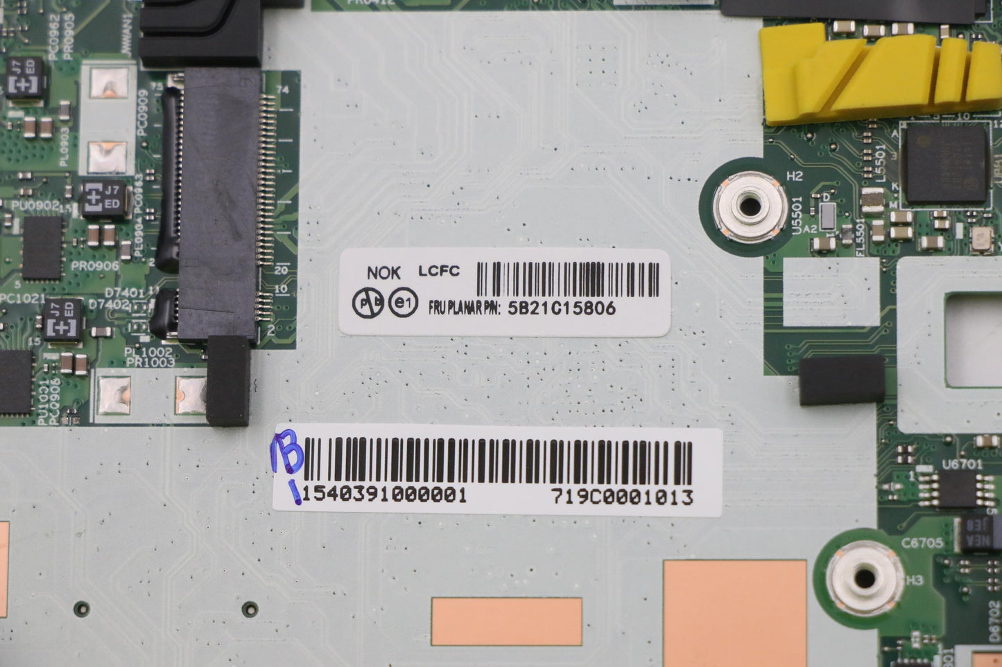 Lenovo Bdplanar Fli5-1135G7 8G Nok Na - 5B21C15806